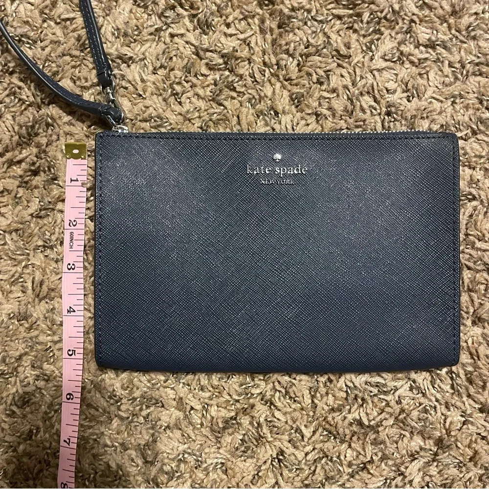 Kate Spade New York Womens Pebbled Leather Navy Blue Zipper Wristlet Minimalist